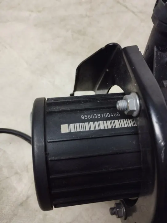 Pompe à air secondaire Audi Q7 2015 OEM 079959253G image 4