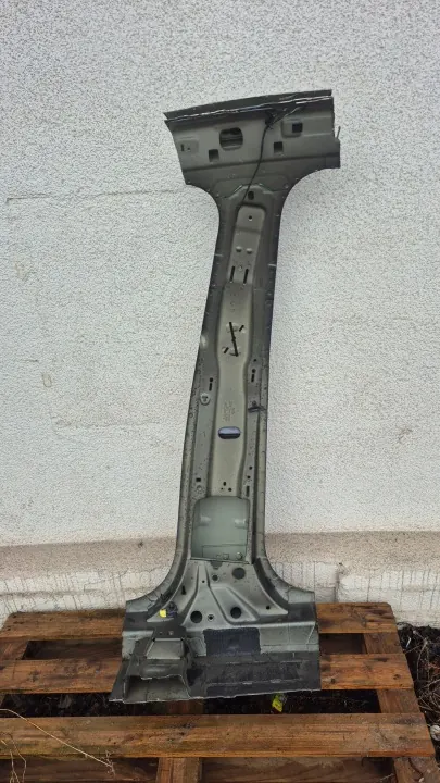 Montant B Droit Audi E-Tron 4KE Pièce OEM image 4