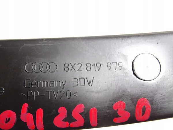Couvercle filtre habitacle Audi A1 8X OEM 8X2819979 image 6