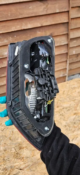 SEAT OE lampa tylna zespolona 5F9945307B image 9