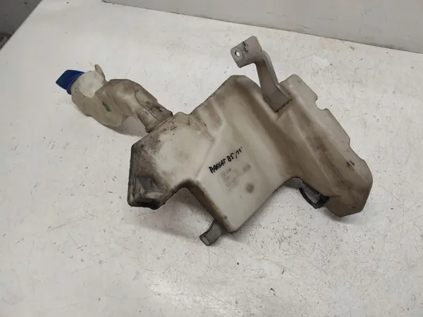 VW PASSAT B5 FL LIFT Pesunesteen säiliö image 4