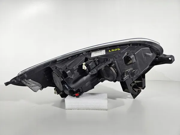 Vasen Etuvalaisin Renault Kadjar 2015- OEM 260601991R image 5