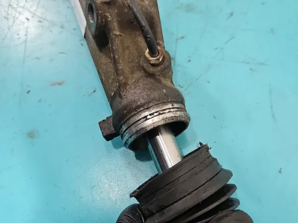 Caixa de direção RF5F9C3550AB para Ford Freestyle/Taurus X image 3