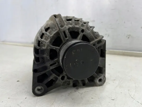 Vaihtovirtageneraattori Renault Dacia 1.5 dCi OEM 231003831r image 2