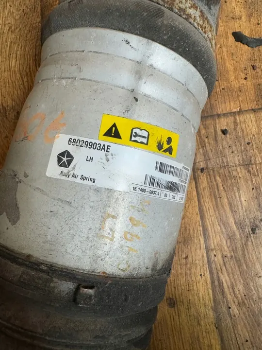 JEEP GRAND CHEROKEE WK 2 II 3.0 Ammortizzatore Aria Sinistro Anteriore image 4