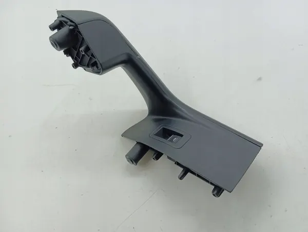Linke vordere Fensterknöpfe Seat Ateca 2018 OEM 577867179 image 3