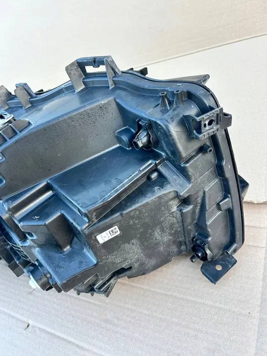 RENAULT AUSTRAL 23- OIKEA ETULAMPPU FULL LED OEM 260103381R image 6