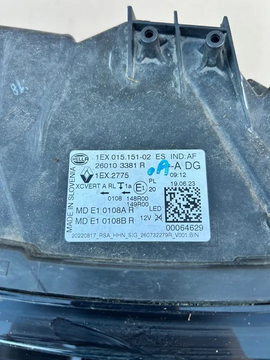 RENAULT AUSTRAL 23- OIKEA ETULAMPPU FULL LED OEM 260103381R image 9