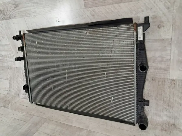 Refrigerador de agua SEAT OEM 5Q0121251EA 1.2 TSI image 3
