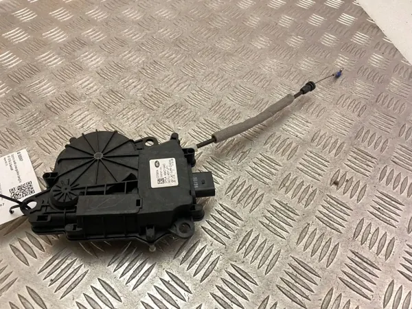 Jaguar XE 2017 Bagagelucksaktuatör OEM CPLA404C10AC image 2