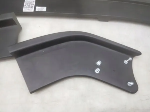 Spoiler dianteiro OEM RDFAVX30832 para Passat B8 R-Line image 4