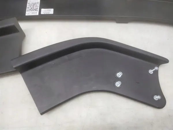 Spoiler dianteiro OEM RDFAVX30832 para Passat B8 R-Line image 6