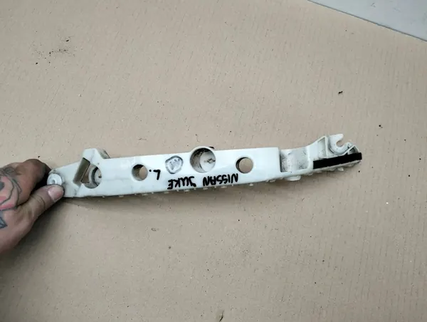 NISSAN 62223-1KA0A Suporte de para-choque dianteiro esquerdo Juke image 2