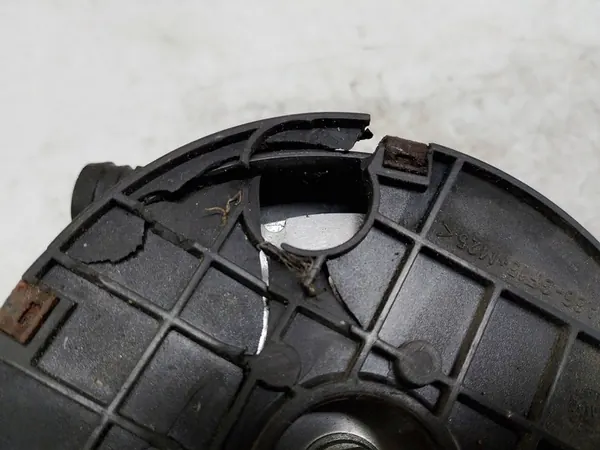 Bomba de aire secundaria Mercedes-Benz A 000 140 42 85 image 5