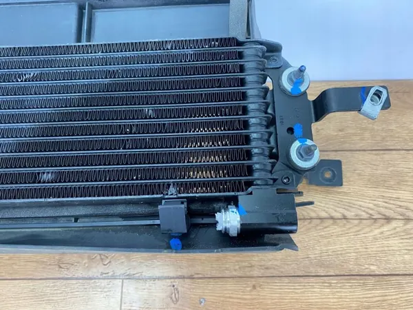 OEM 23158393 Oliekoeler Onderste afdekking bevestiging image 10