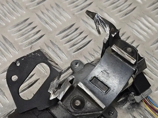 Volvo V70 2002 Contato OEM 510130020 Lado esquerdo dianteiro image 4