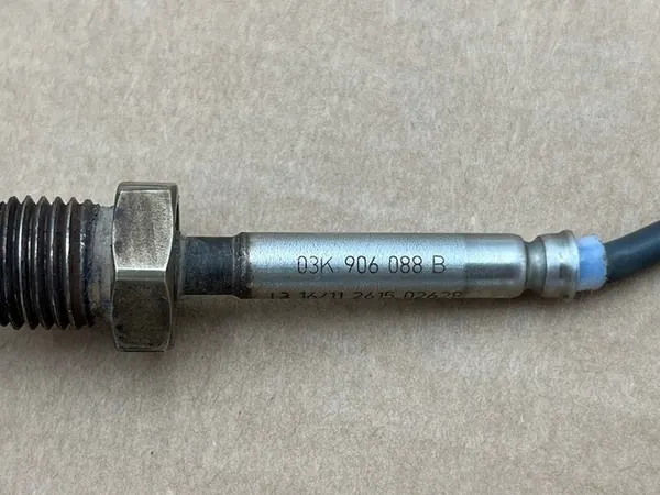 Abgastemperatursensor VW T5 03K906088B image 5