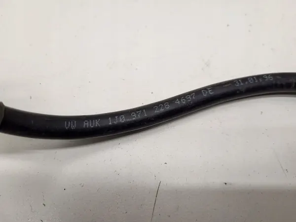 Pluspool accuklem OEM 1J0971228 image 4