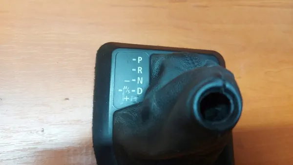 Cadre sélecteur vitesse OEM 51167034089 BMW 5 E60/E61 image 4