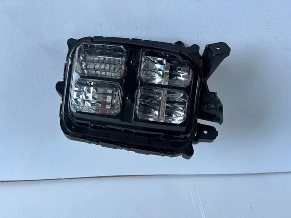 Luz diurna Mitsubishi ASX Esquerda OEM 3X45RH image 2