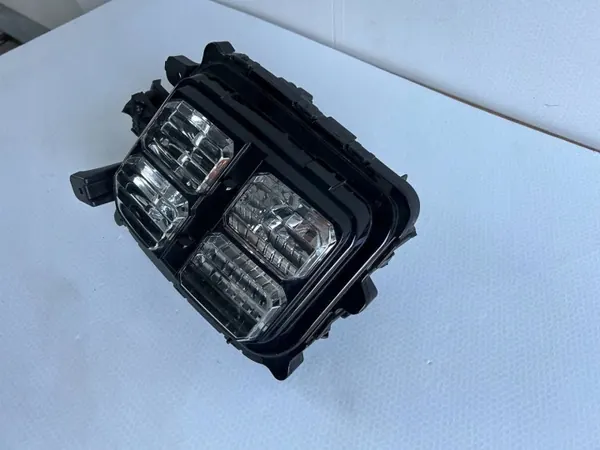 Luz diurna Mitsubishi ASX Esquerda OEM 3X45RH image 3