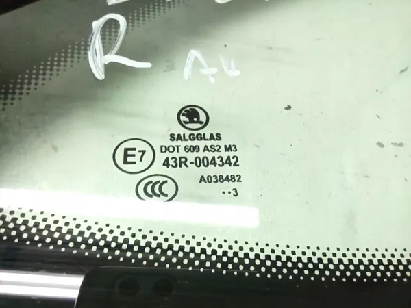 Ventana OEM 3T9845298 13 Derecha Trasera para Skoda Superb II image 9