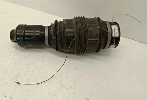 Ilmatyyny OEM A-2726 Mercedes W211:lle image 2
