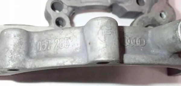 Gebrauchter Zylinderkopfdeckel 4.2 TDI BVN Audi A8 D3 image 8