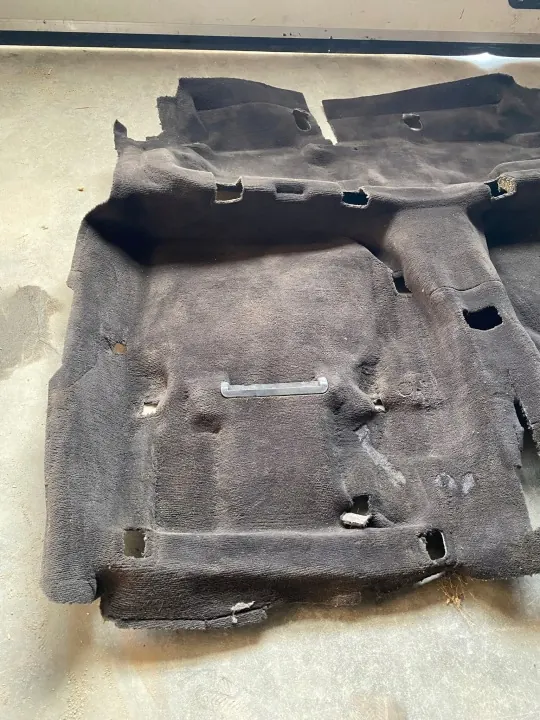 Käytetty musta lattiamatto OEM WYKŁADZINA/SDV10558 image 5