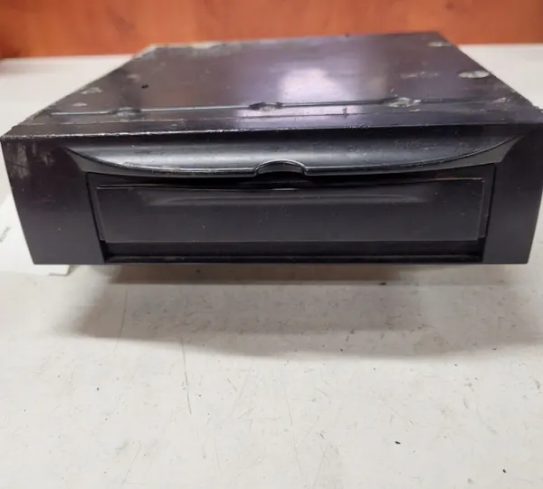 Changer CD Volvo OEM 307525441 pour XC90 I 2.4L Diesel image 2