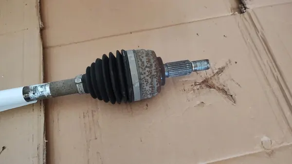 Höger halvmuff Dacia Duster II image 5