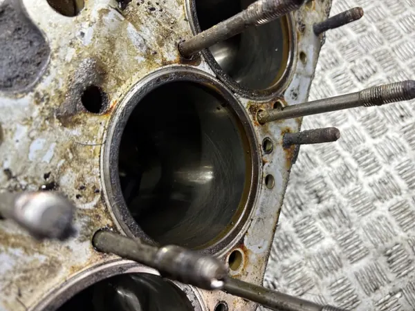 Bloc-moteur d'occasion Rolls-Royce Silver Spur BA86782 image 8