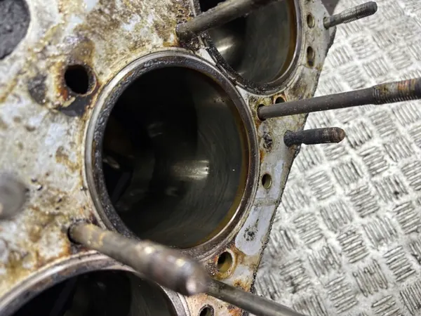 Bloc-moteur d'occasion Rolls-Royce Silver Spur BA86782 image 9