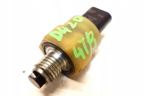 Öldrucksensor OEM 32242805 für Volvo 2.0 D image 2