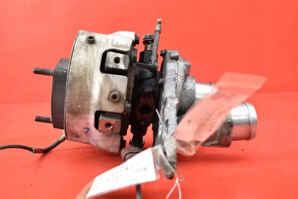 Turboaggregat Vänster 057145721Q Audi Q7 4.2 TDI image 4