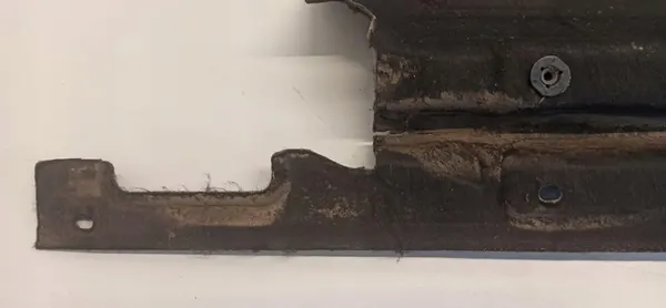 Audi Q5 Underbody Shield Vänster 8R0825207E image 3