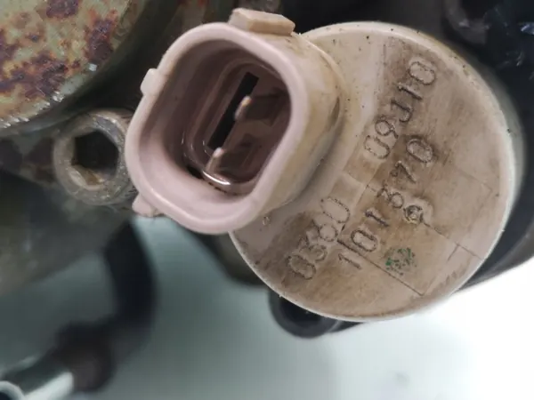 Pompe à injection Ford Transit 2006 OEM 6CQ9B39 image 6