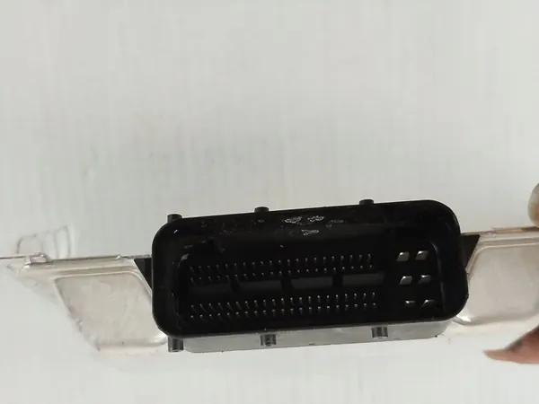 Module de contrôle suspension BMW OEM 8871161 image 4