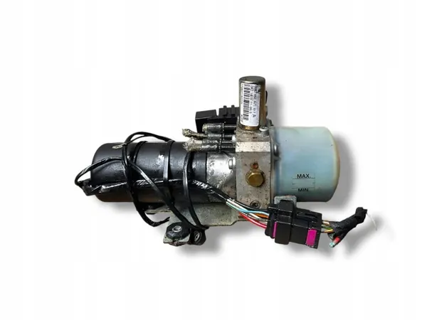 Audi TT 8N kattohydrauliikkapumppu OEM 8N7871611A image 2