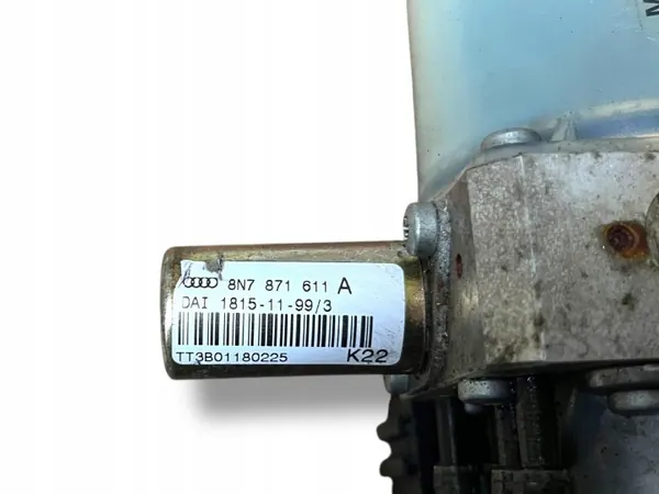 Audi TT 8N kattohydrauliikkapumppu OEM 8N7871611A image 8