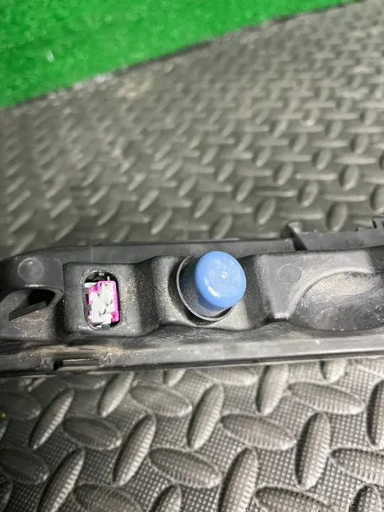 Indicador esquerdo PORSCHE CAYENNE II LIFT 2014- image 7