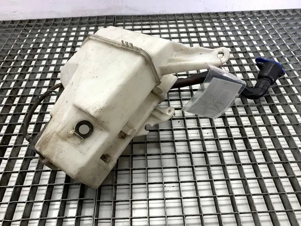 RÉSERVOIR DE LAVE-GLACE VOLVO S80 II Berline 06-16 4.4 316CH 30784233 image 4