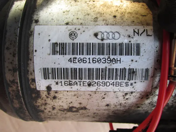 Ammortizzatore pneumatico anteriore sinistro Audi A8 D3 3.0 TDI 4E0616039AH image 5
