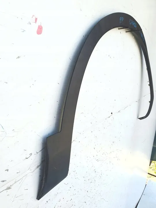 Nissan Qashqai+2 Etu oikea lokasuoja image 2