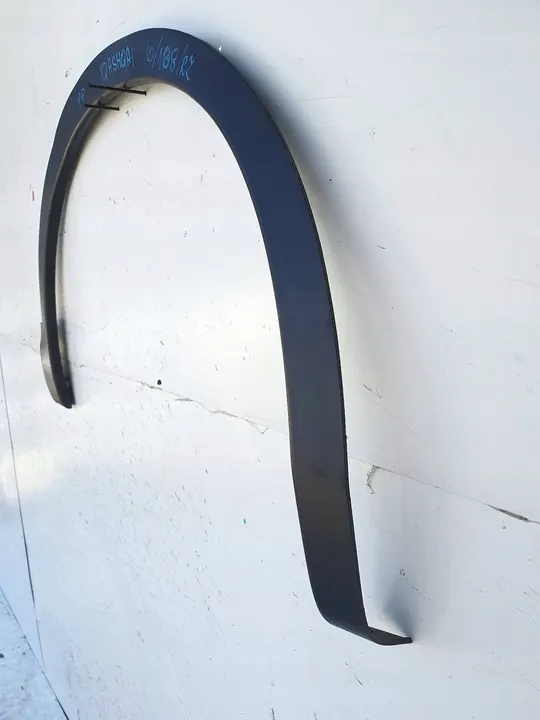 Nissan Qashqai+2 Etu oikea lokasuoja image 3