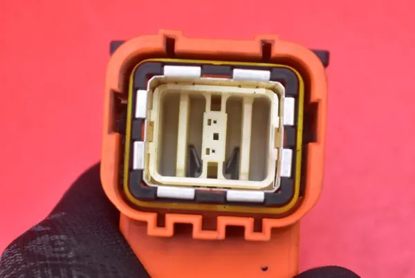 Tesla Model 3 Takaosan Korkeajännitekaapeli OEM 1109000-00-D image 6