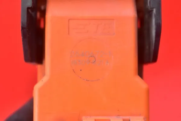 Tesla Model 3 Takaosan Korkeajännitekaapeli OEM 1109000-00-D image 8