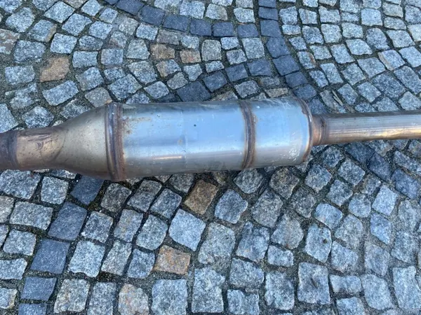Mercedes Sprinter 907 Pakoputken Vaimennin DPF OEM 9074904800 image 3
