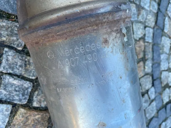 Mercedes Sprinter 907 Pakoputken Vaimennin DPF OEM 9074904800 image 5