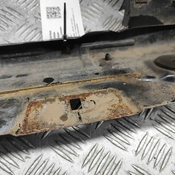 Kokonainen etupuskuri SKODA YETI 2013 5L0805591 image 7